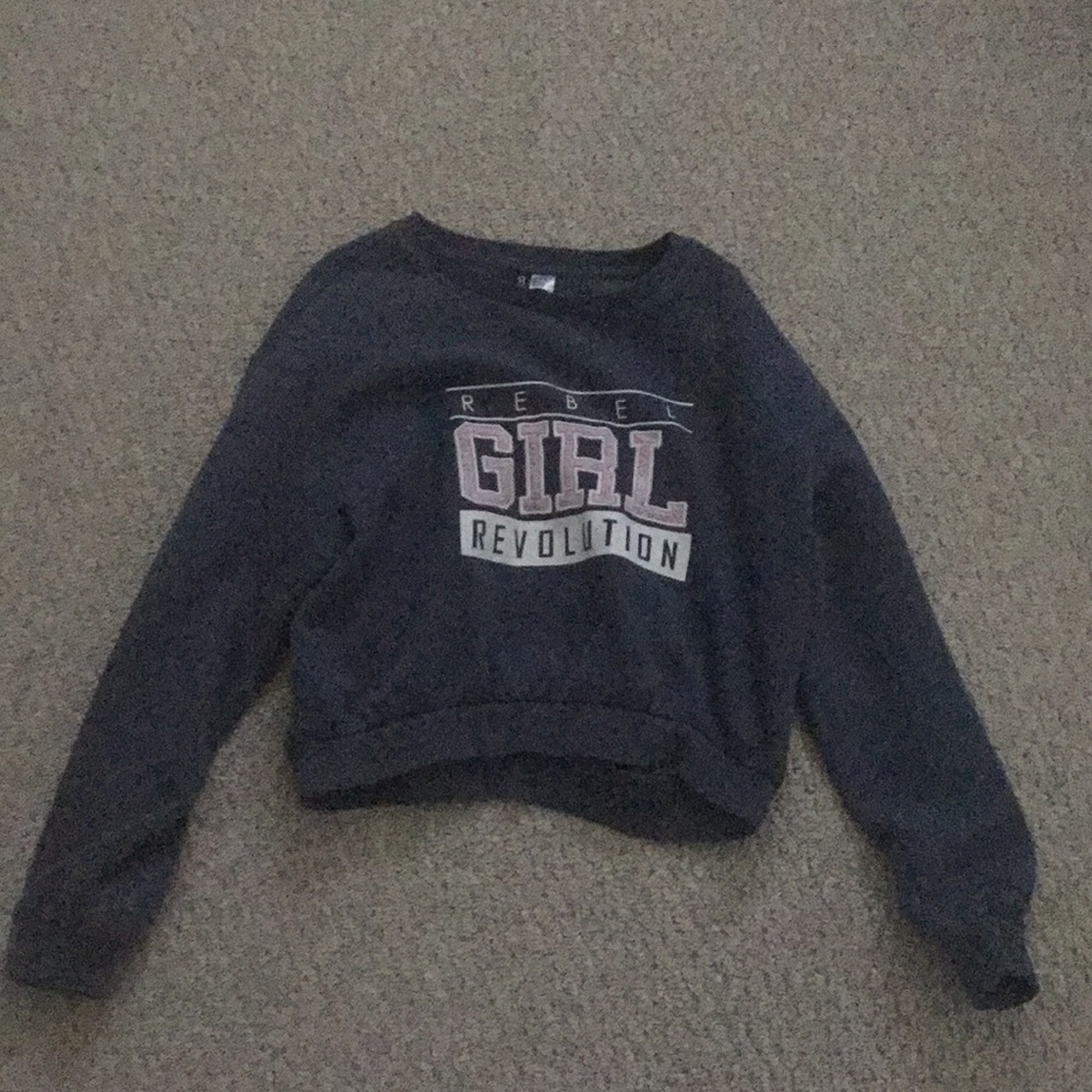 Cropped Crewneck